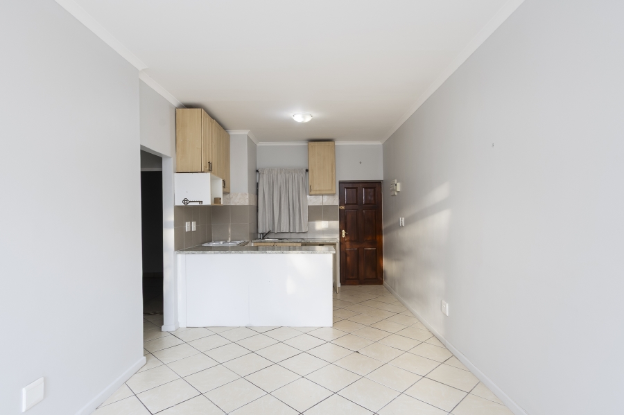 2 Bedroom Property for Sale in Gordons Bay Central Western Cape